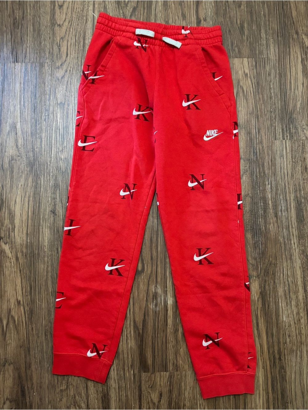 Nike Youth Red Fleece All Over Swoosh Print Jogger Sweatpants Size L